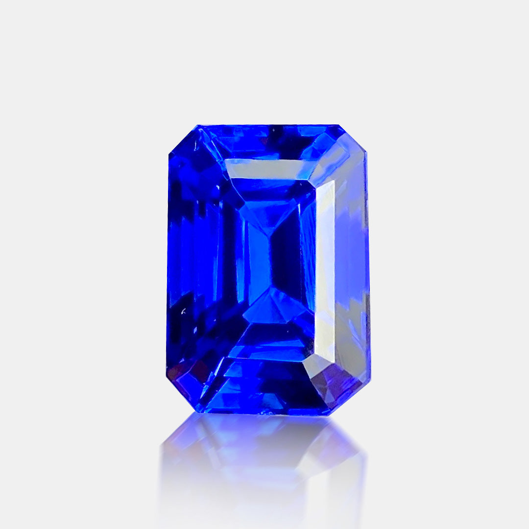 6.43 carats Natural Tanzanite Gemstone | Emerald Cut – 11.7 × 8.3 × 7.4 mm