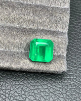 6.57ct Natural Emerald step-cut gemstone displayed as a loose centre stone | SARATTI