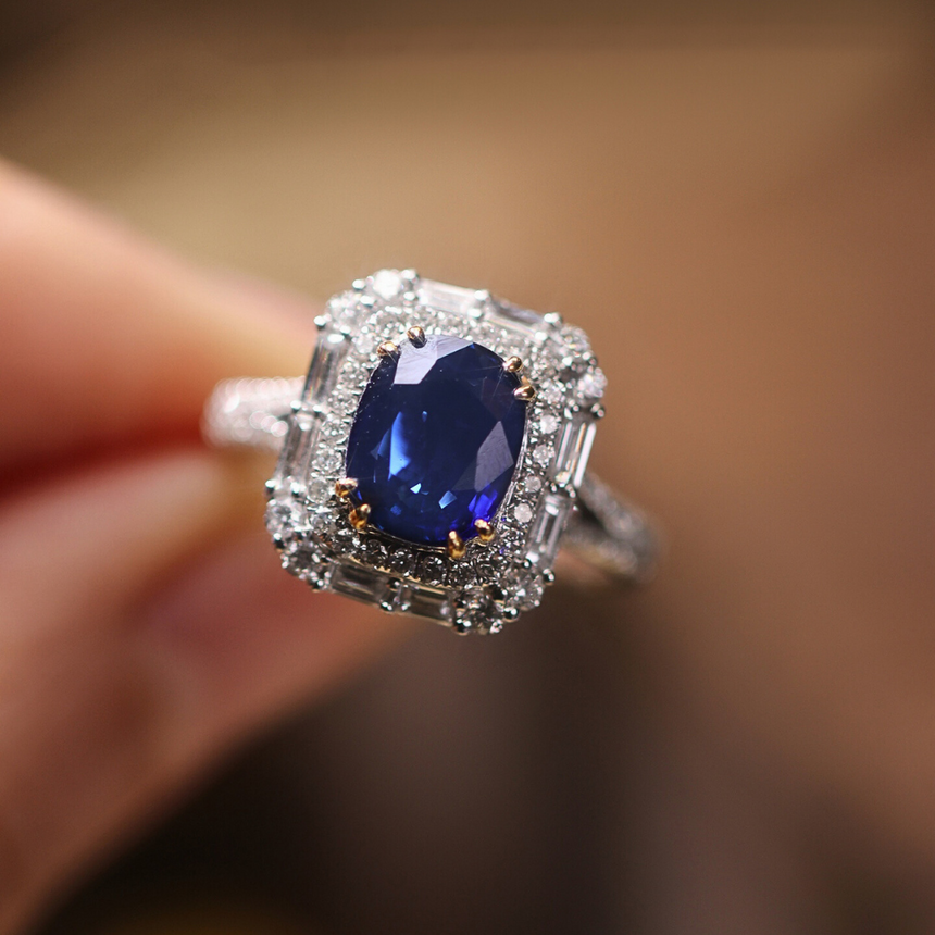 Celestial Citadel – Vivid Blue Sapphire & Diamond Halo Convertible Ring
