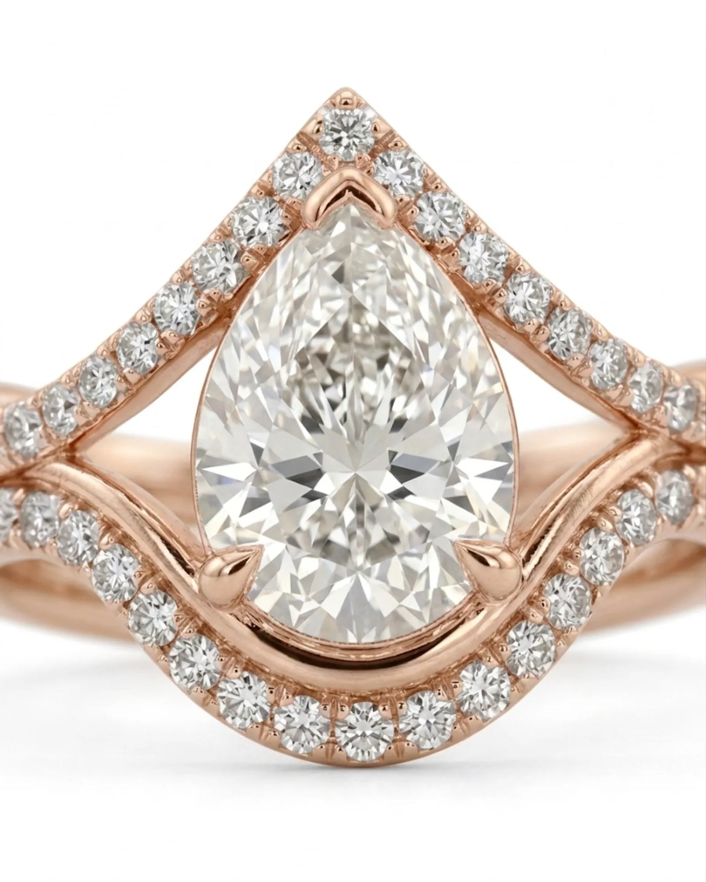 Amara • Pear-Cut Moissanite Bridal Set in Platinum