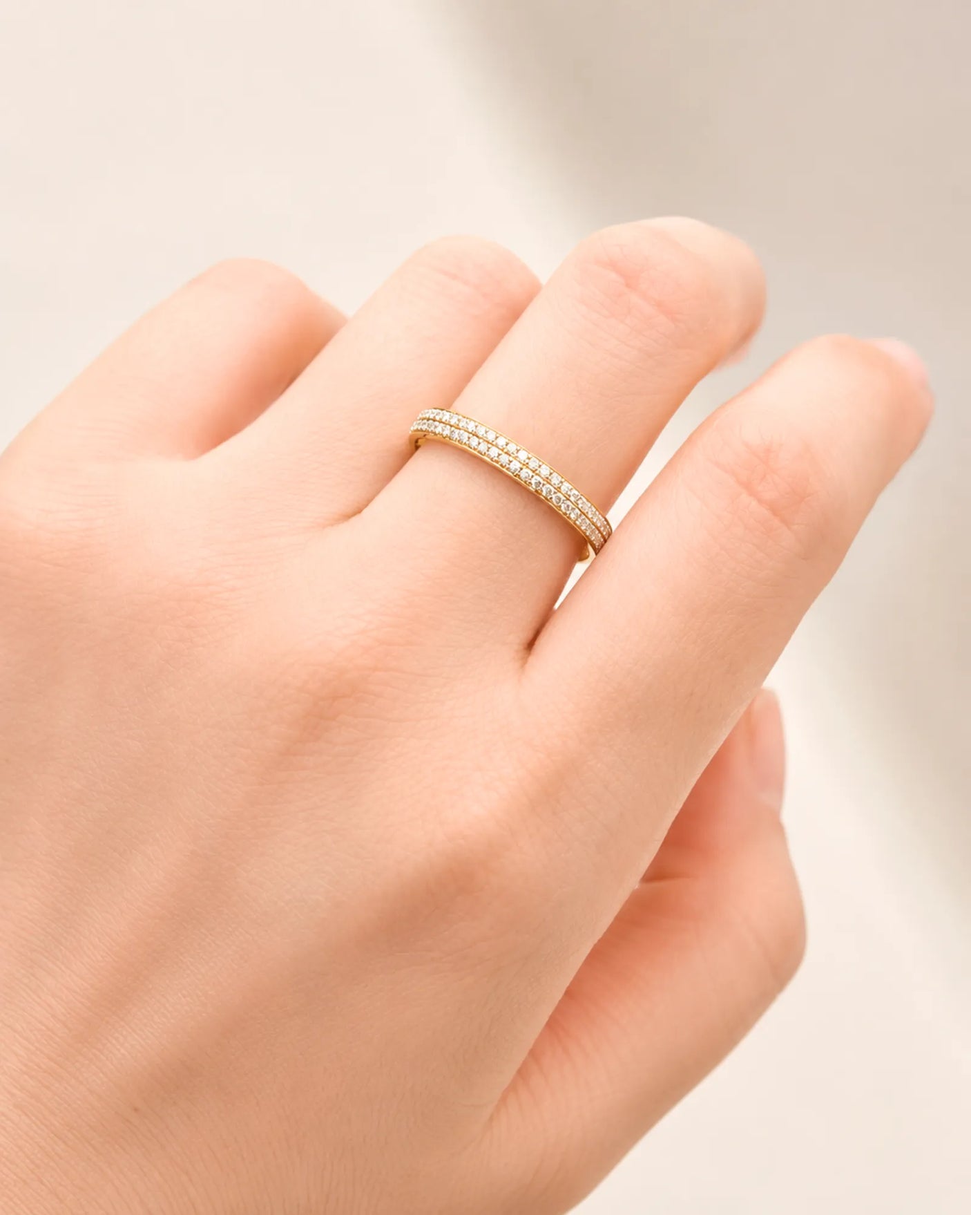 Diamond Infinity Band in Yellow Gold