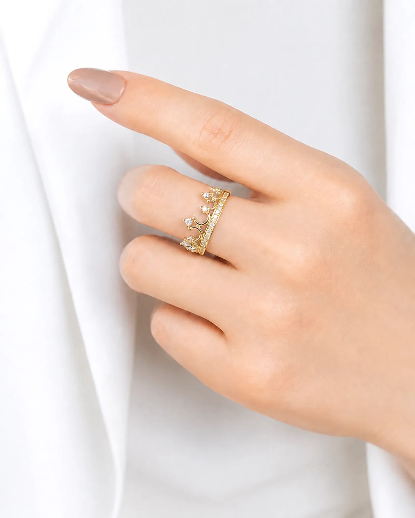 Tiara Wedding Band with Diamonds in White Gold