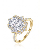 Cometa Corona – Natural Radiant-Cut Diamond Floral Halo Ring