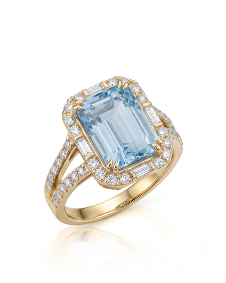 Aureline Halo emerald cut Aquamarine diamond split shank ring setting in yellow gold, main view | SARATTI