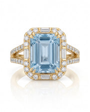 Aureline Halo emerald cut Aquamarine diamond halo ring setting in yellow gold, front view | SARATTI