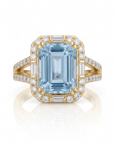 Aureline Halo emerald cut Aquamarine diamond halo ring setting in yellow gold, front view | SARATTI