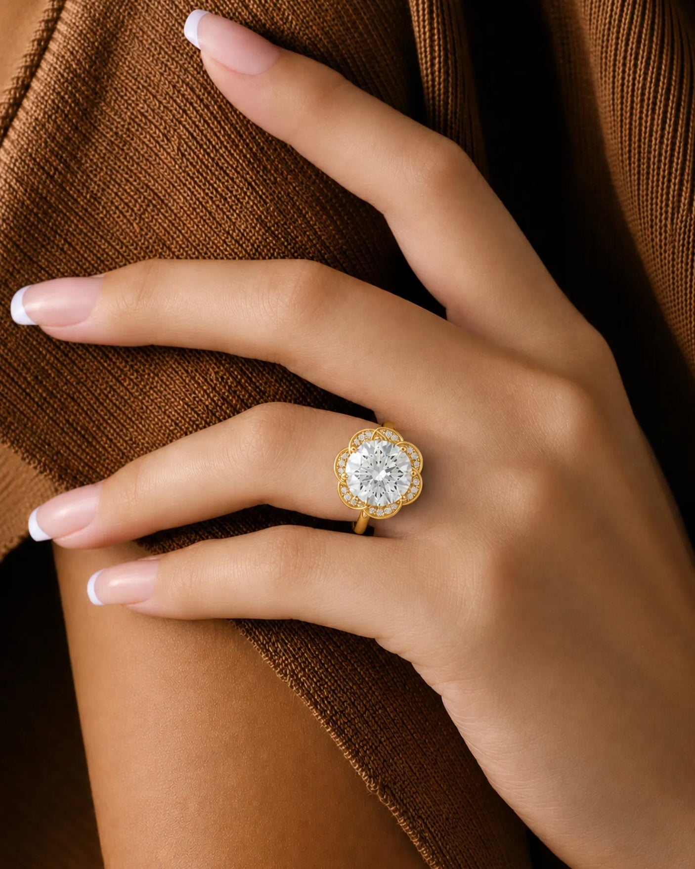 AYALA • 4 carat Moissanite Ring in White Gold with Halo