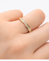 Round Diamond Wedding Band in White Gold