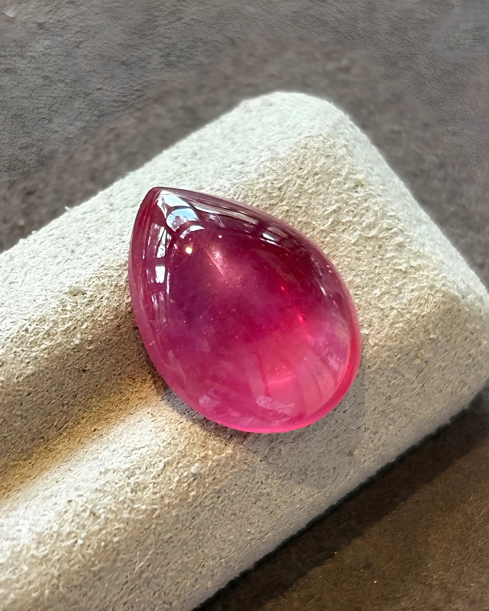 9.95ct glass-filled Natural Ruby alternate angle | SARATTI
