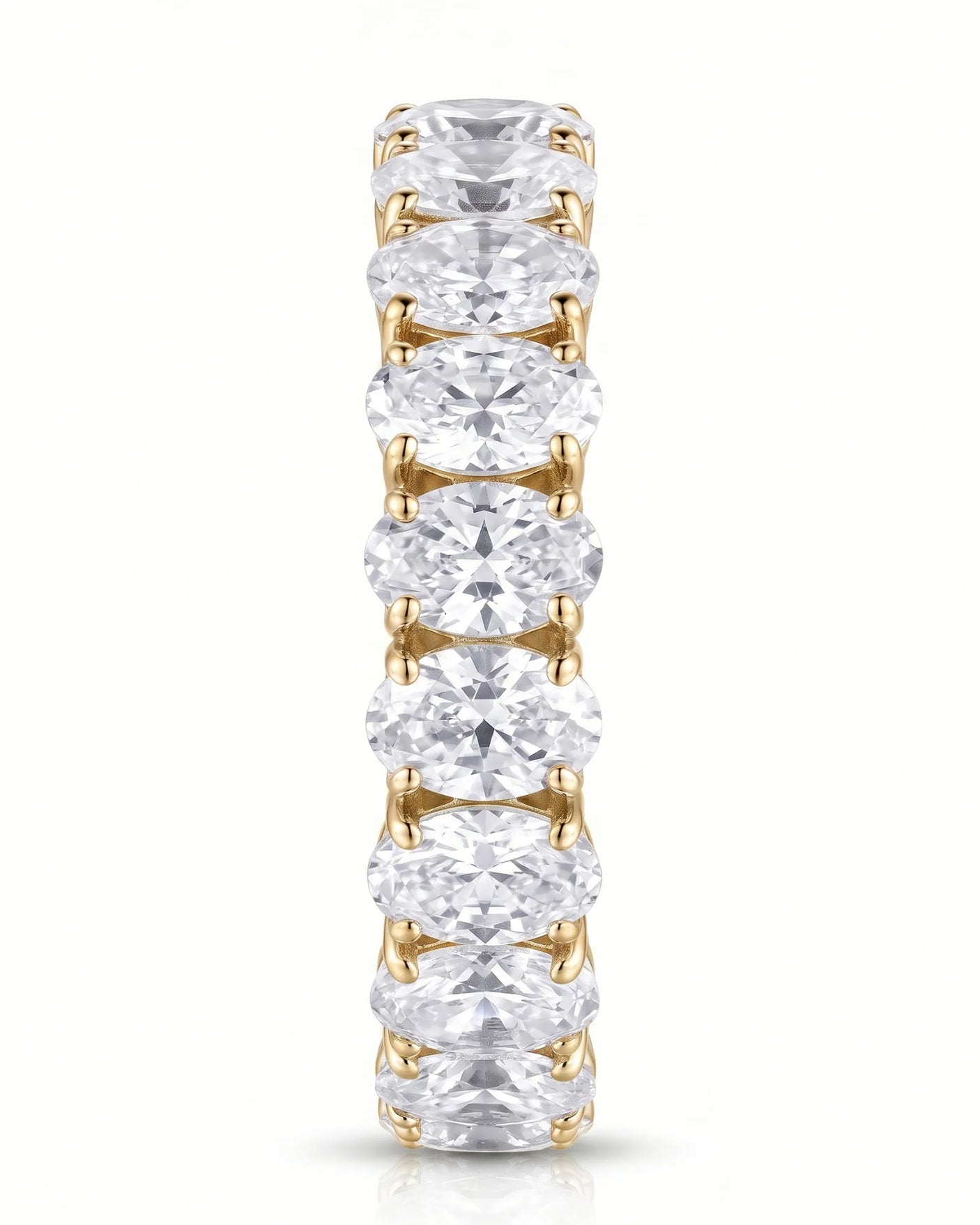 Oval Wedding Band in 18K Yellow Gold