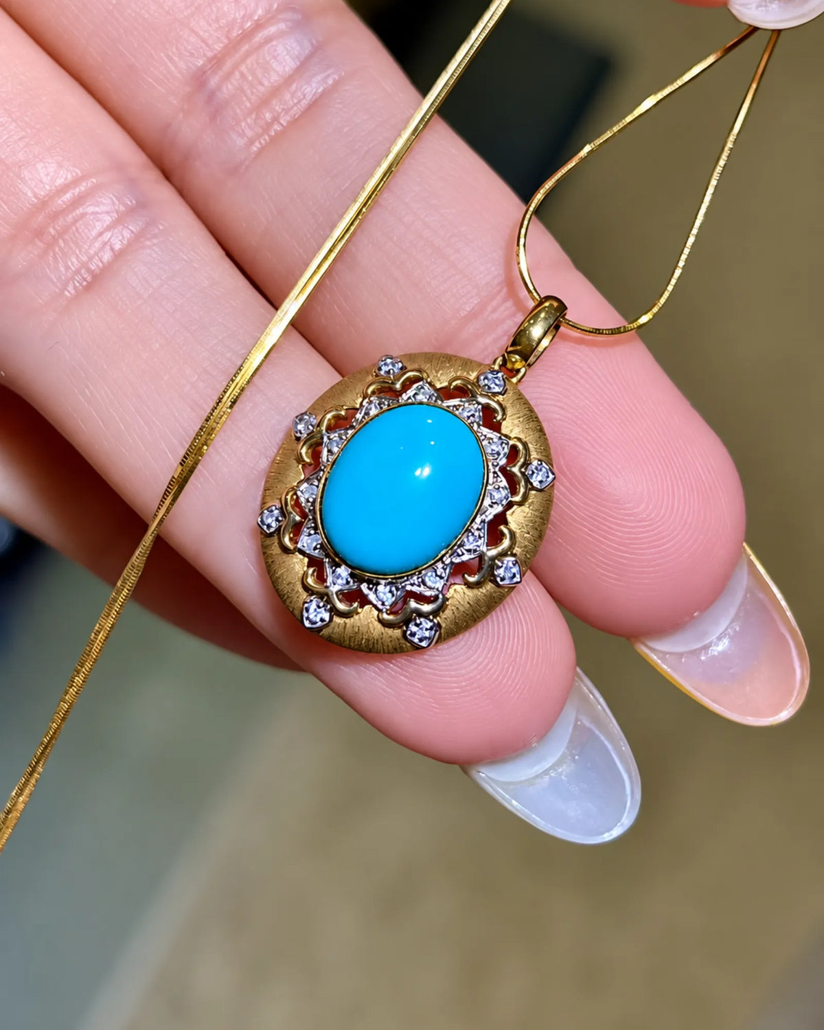 AURELIA Sleeping Beauty Turquoise Pendant Necklace | SARATTI