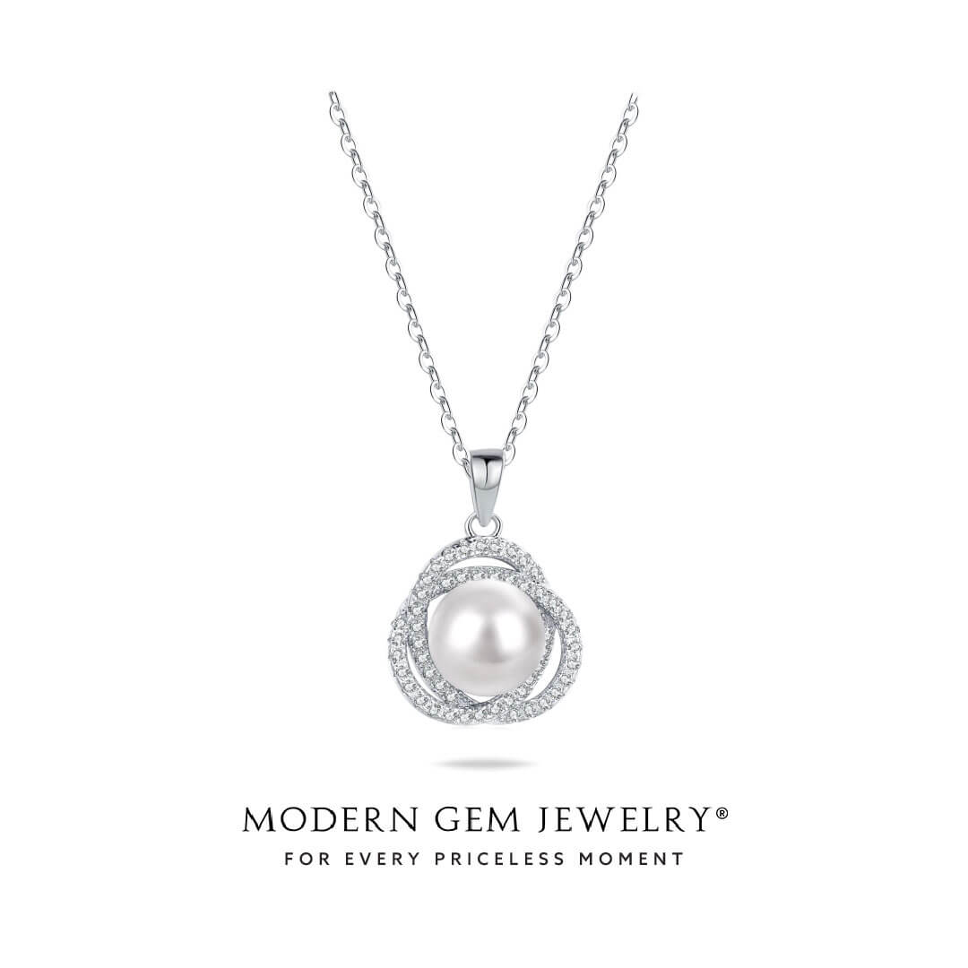 Seawater Akoya Pearl Necklace with Diamonds in 18k White Gold | Modern Gem Jewelry