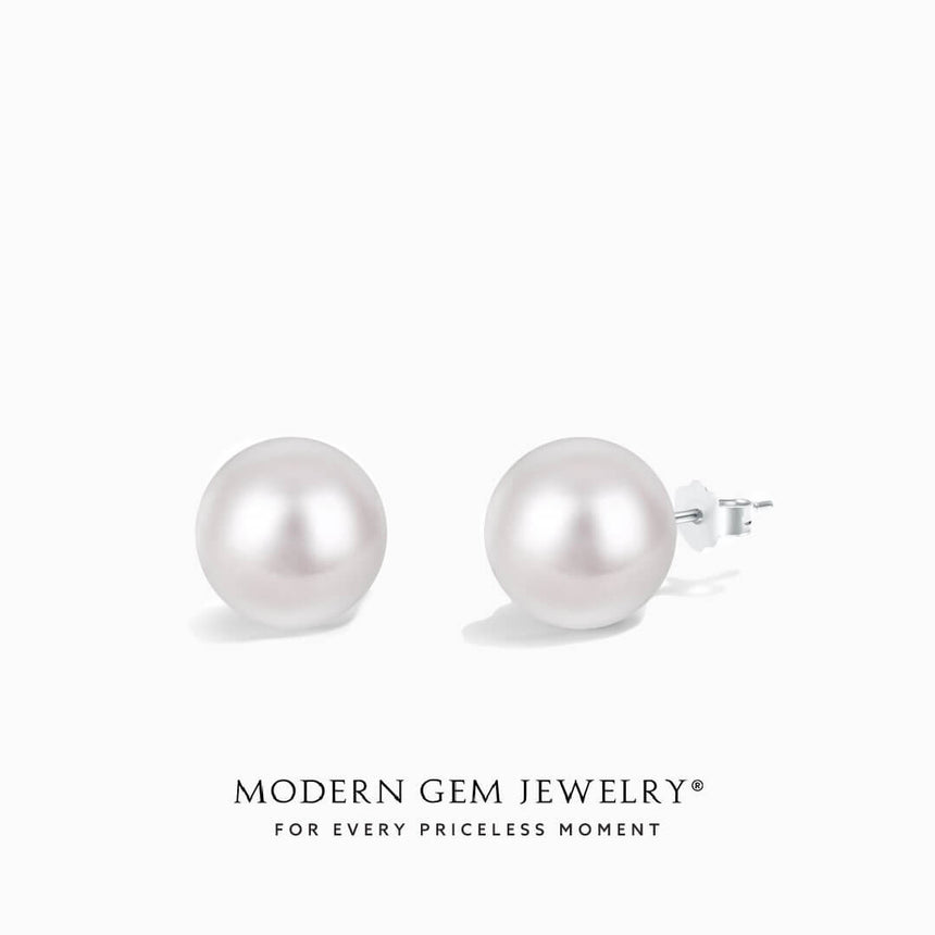 White Gold Akoya Pearl Stud Earrings 