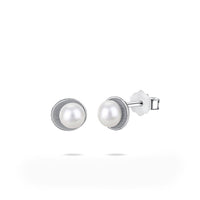 Akoya Pearl Earrings Studs in White Gold