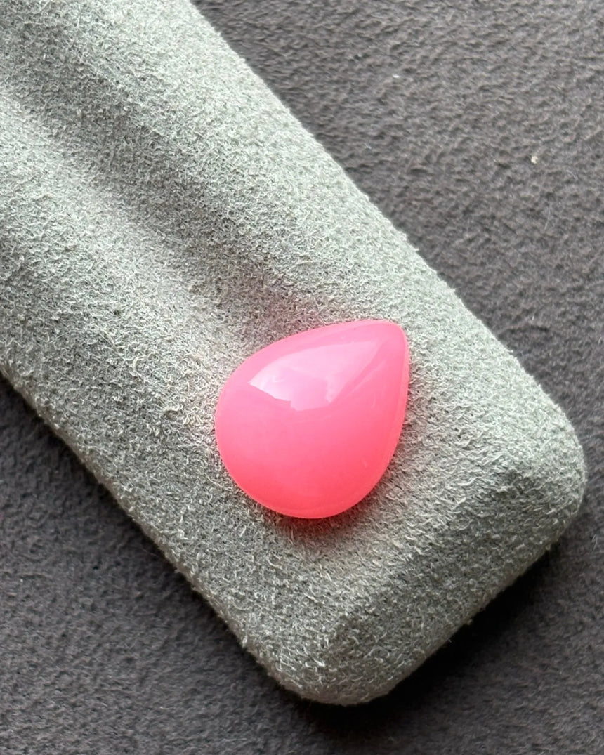 Alternate angle of Natural Ethiopian Pink Opal loose gemstone | SARATTI