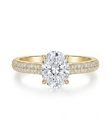 Anais oval diamond ring worn on hand in 18K yellow gold | SARATTI