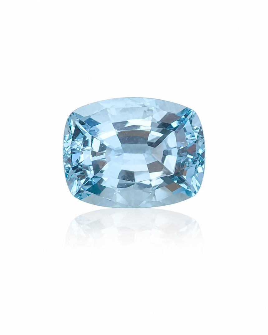 Angled view of 1.78ct Natural Santa Maria Aquamarine | SARATTI