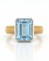 Aquamarine engagement ring with clean solitaire design in 18K Yellow Gold | SARATTI