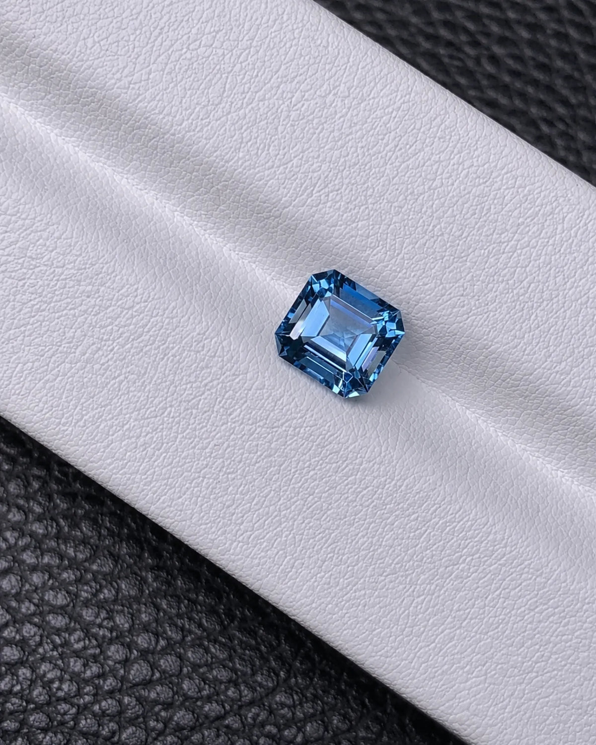 Aquamarine measuring 7.14 × 6.51 × 4.36 mm | SARATTI