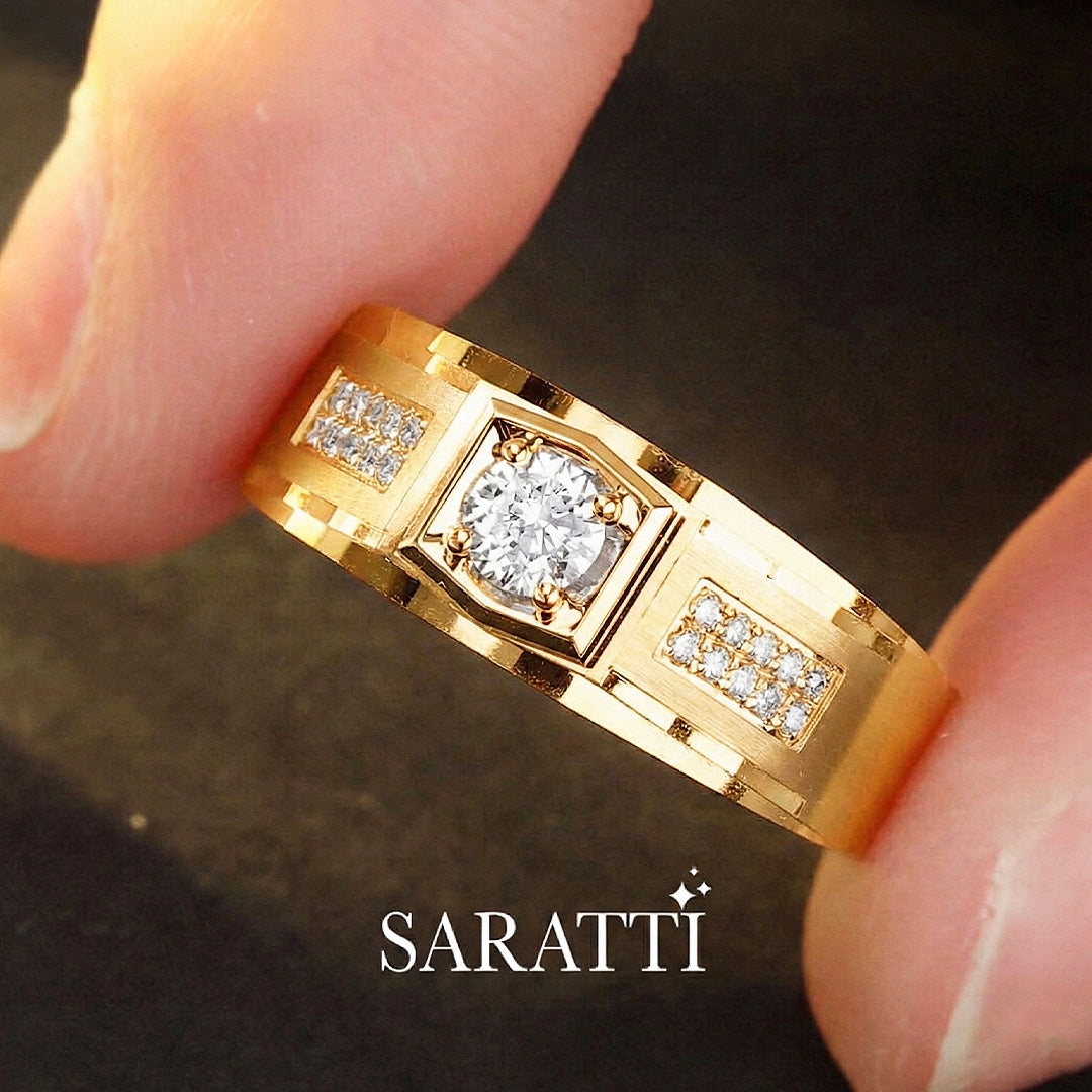 Architectural men’s diamond band in 18k yellow gold with square framed diamond | SARATTI