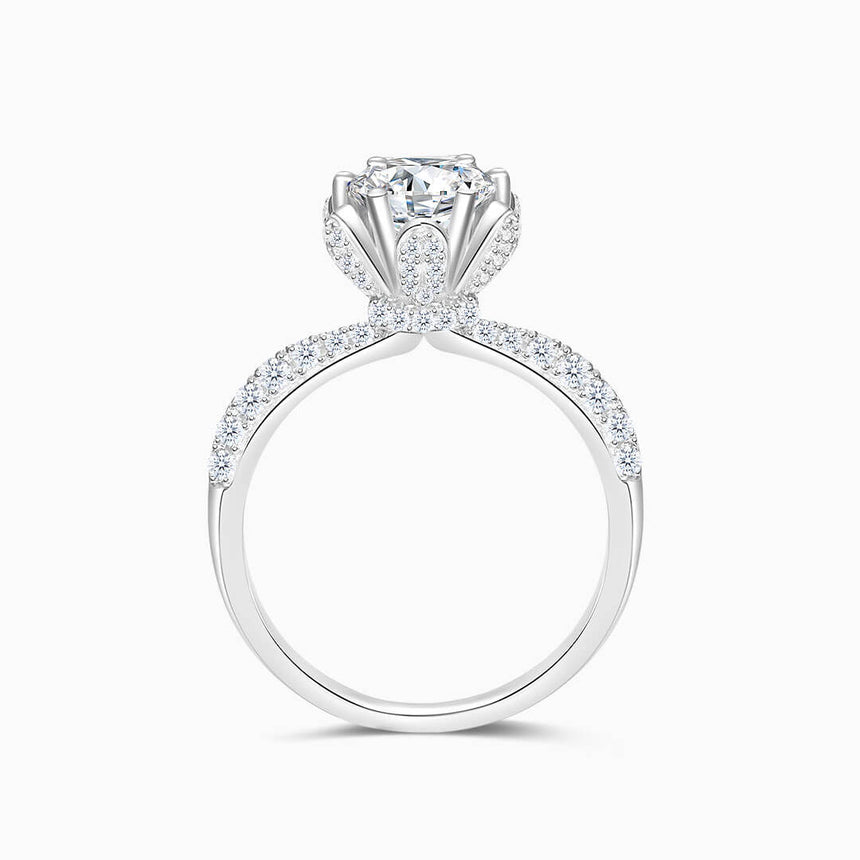 White Gold Manto di Cristalli Dainty Diamond Engagement Ring | Saratti Diamonds