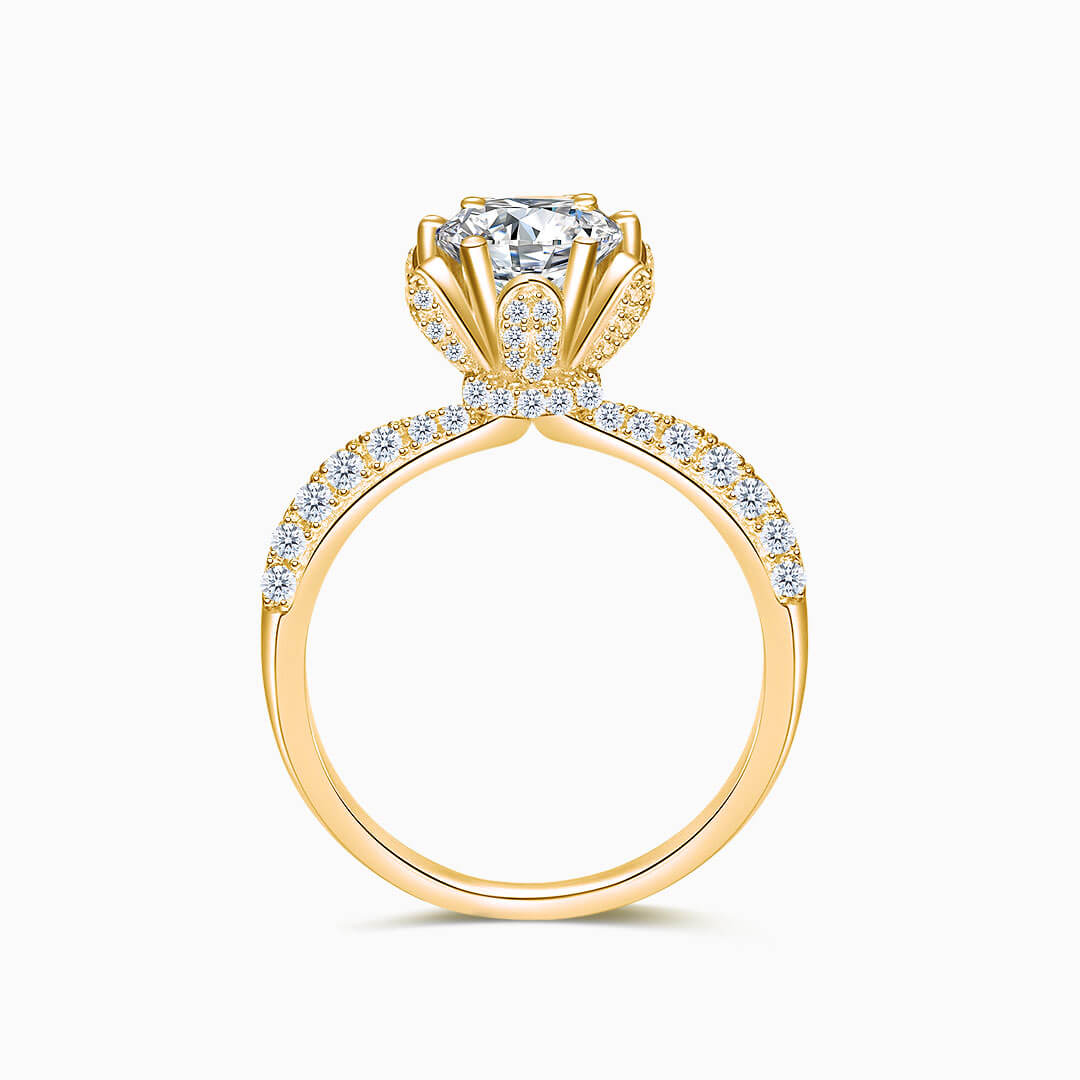 Rose Gold Manto di Cristalli Dainty Diamond Engagement Ring | Saratti Diamonds 