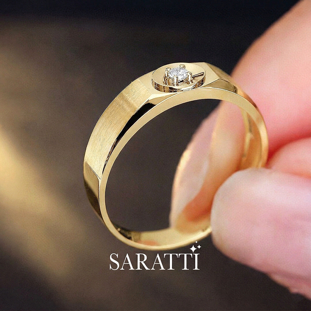 Art Deco Dome men’s diamond ring round center stone focus in 18K yellow gold | SARATTI