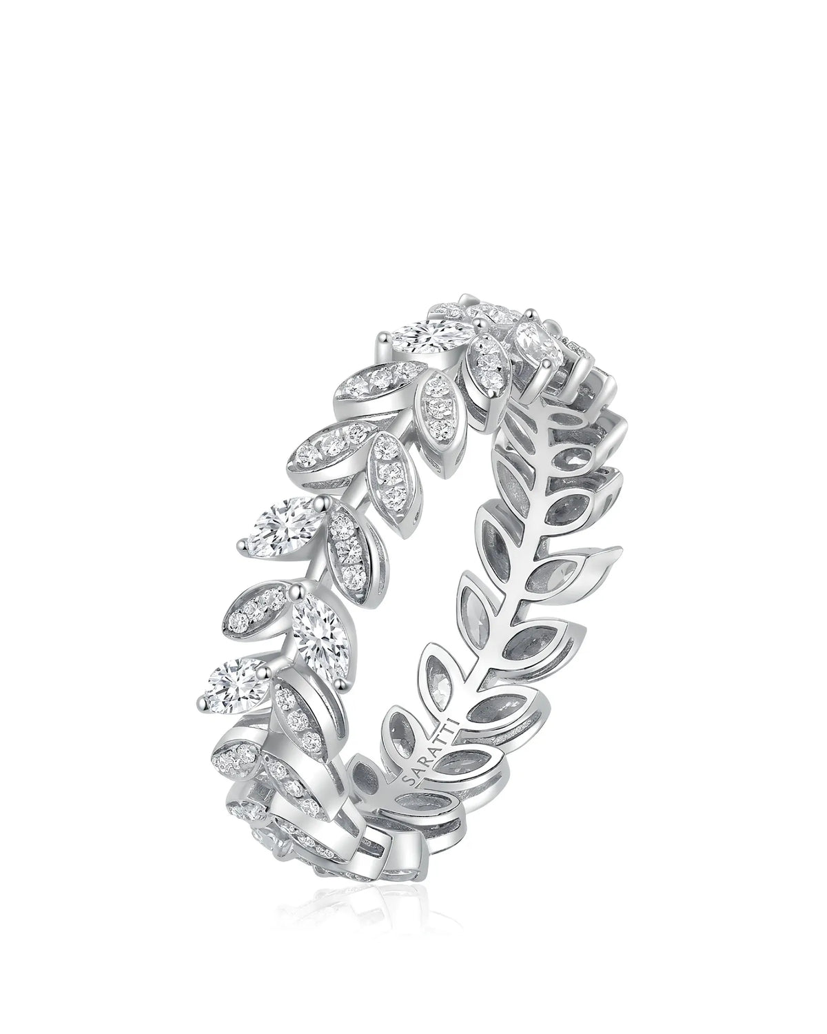 Art Deco diamond wedding band with geometric detailing crafted in luminous polished platinum | SARATTI