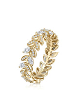 Art Deco diamond wedding band with geometric detailing crafted in rich polished 18K yellow gold | SARATTI