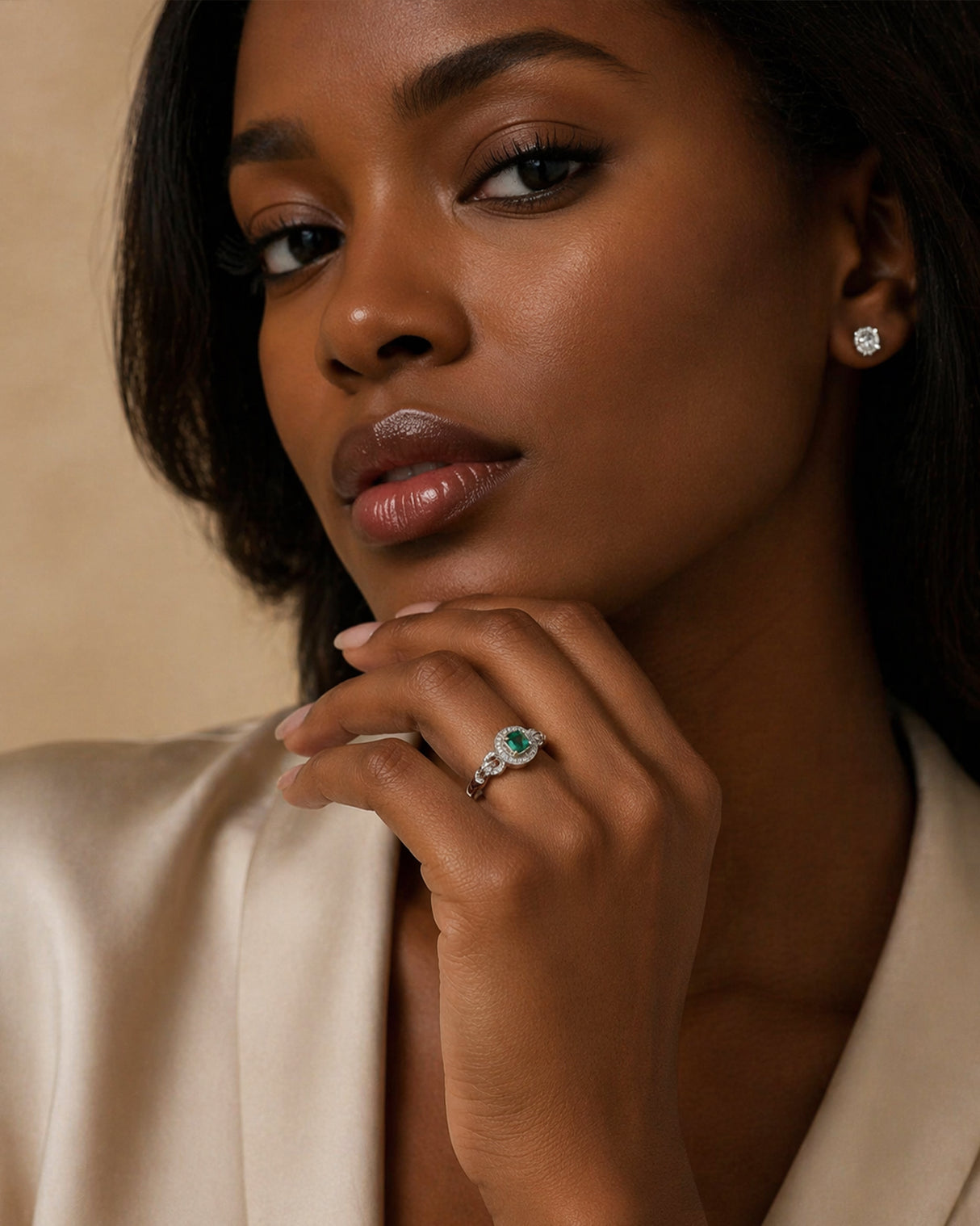 Eterna – Vintage Inspired Natural Emerald Halo Ring