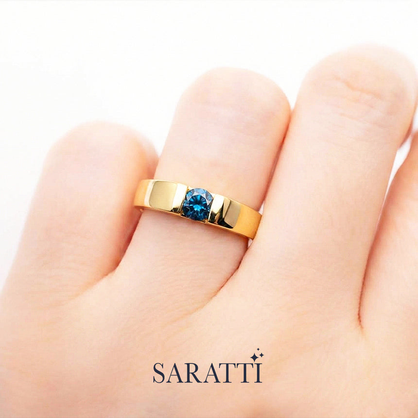 Blue mens wedding band worn on hand minimalist design in 18K yellow gold | SARATTI