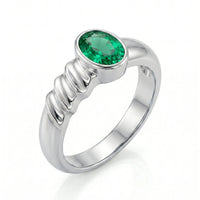 Ridge Poise Natural Emerald Ring