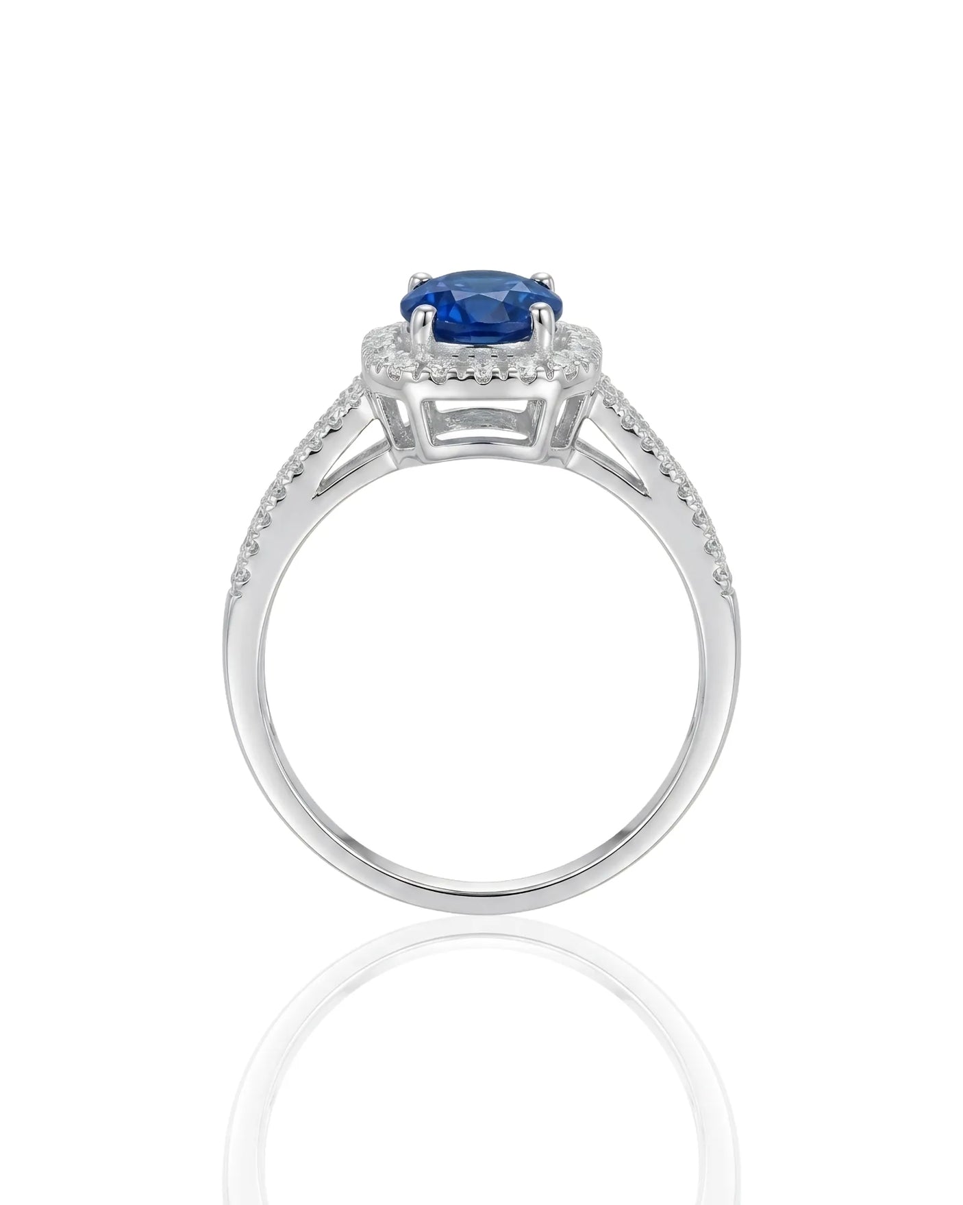 Bleu Royale sapphire ring with modern split shank diamond design in platinum | SARATTI