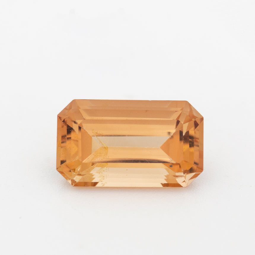 Brazilian Imperial Topaz champagne colored gemstone 7.7ct | SARATTI