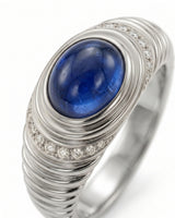 Cabochon sapphire ring with sculptural ribbed band design in 18K white gold | SARATTI