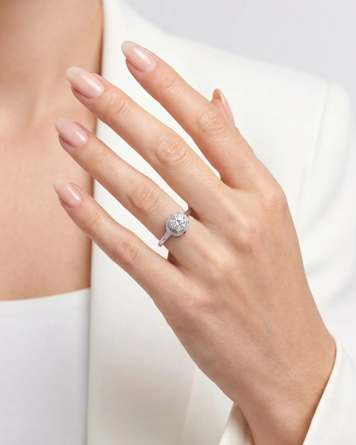 Cesca GIA-certified natural round diamond engagement ring worn on hand in Platinum PT950 | SARATTI