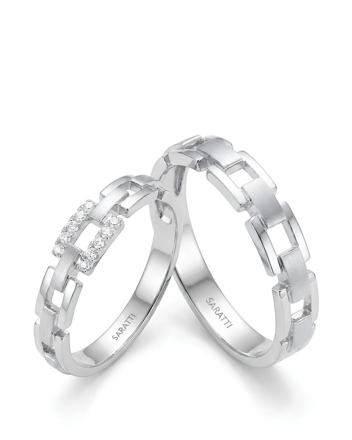 Chain link diamond wedding band with rectangular diamond centre detail in polished platinum | SARATTI