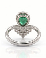 Chevron band emerald promise ring in platinum | SARATTI
