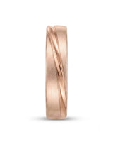 Classic 18K rose gold wedding band set with smooth polished surfaces and harmonious couple styling | SARATTI