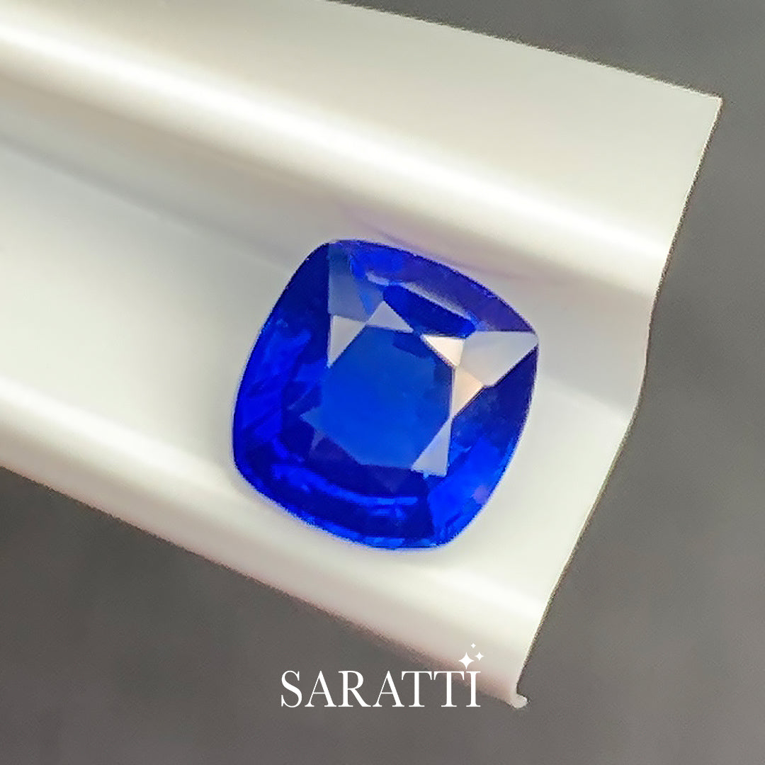 Close-up of 1.16 carat Natural sapphire modified brilliant cut | SARATTI