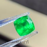 Close-up of 2.06 carat Natural Posidonia Green tsavorite | SARATTI  
