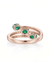 Contemporary three stone emerald ring in 18K Rose Gold | SARATTI