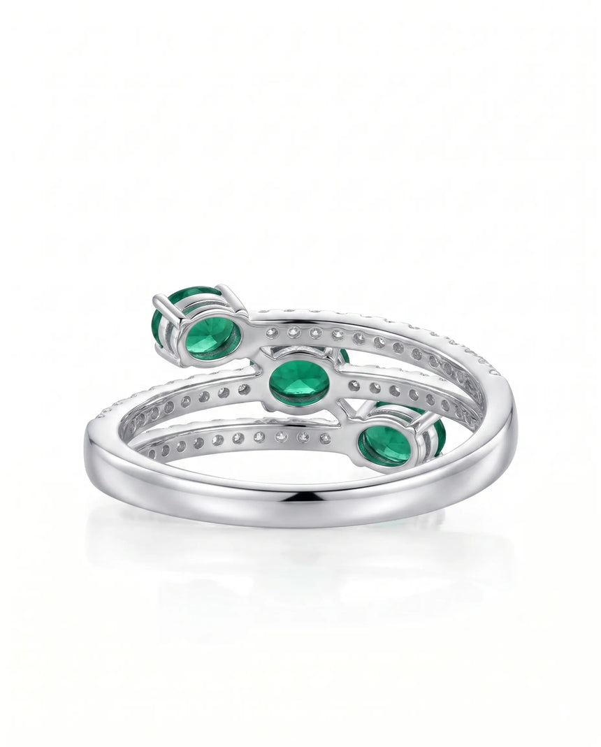 Contemporary three stone emerald ring in Platinum | SARATTI