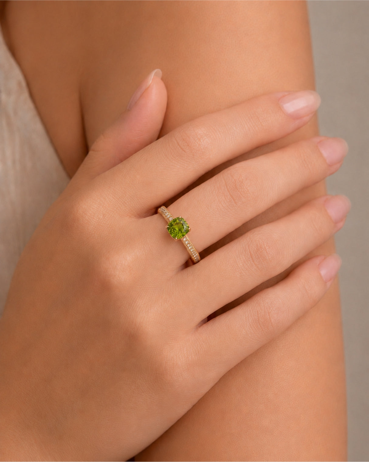 Cushion-cut tourmaline diamond accent ring with structured band in 18K Yellow Gold | SARATTI