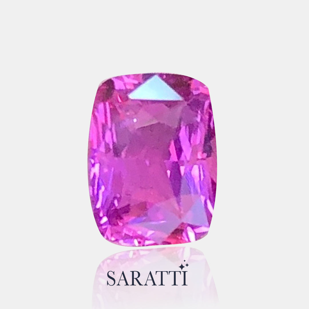 Cushion Cut Natural Sapphire 8.38 × 6.21 mm | SARATTI
