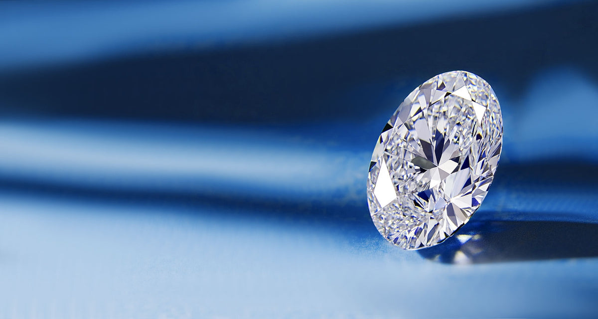 Custom-cut lab-grown diamonds selected by SARATTI