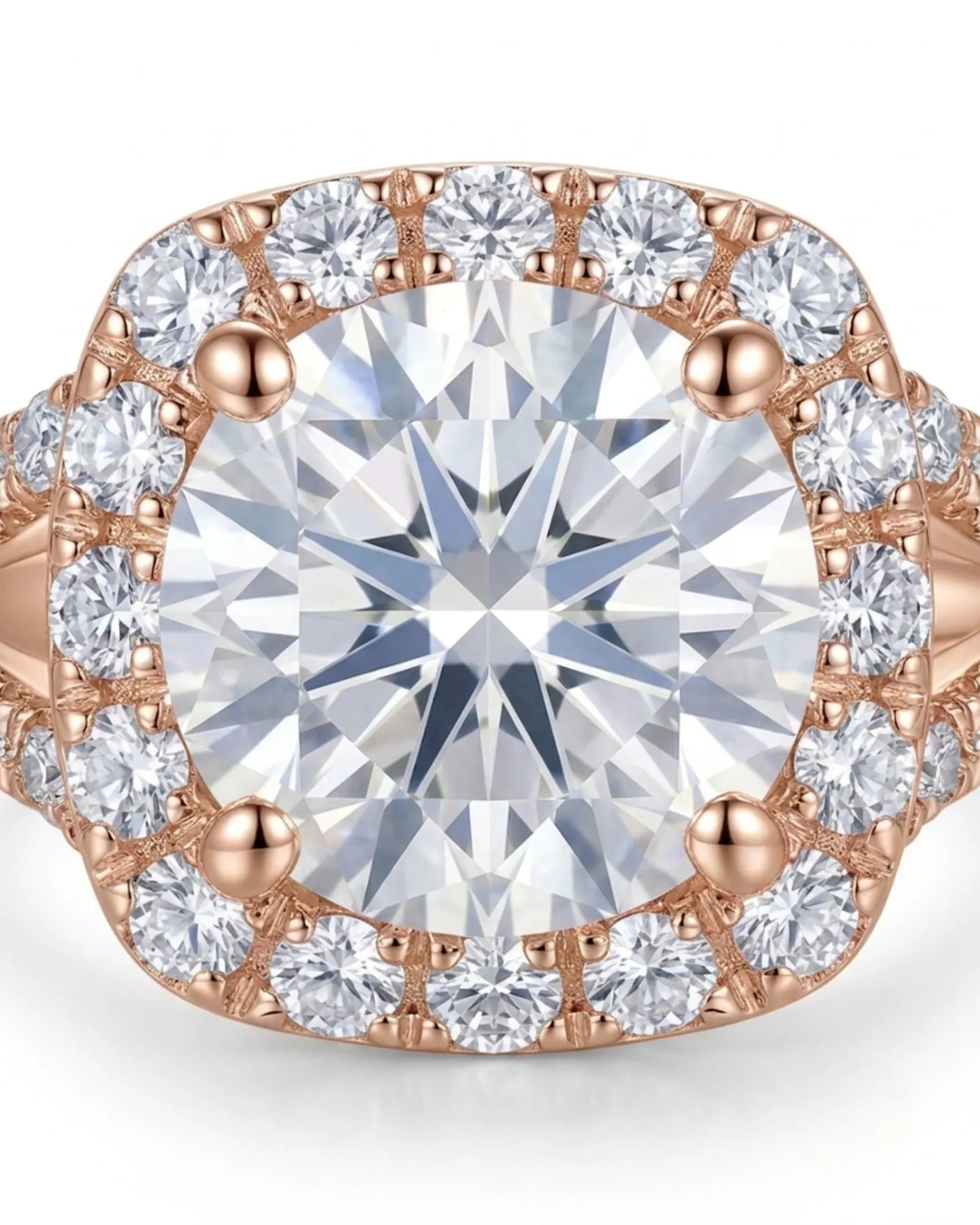 D colorless cushion moissanite framed by brilliant round stones in 18K rose gold | SARATTI