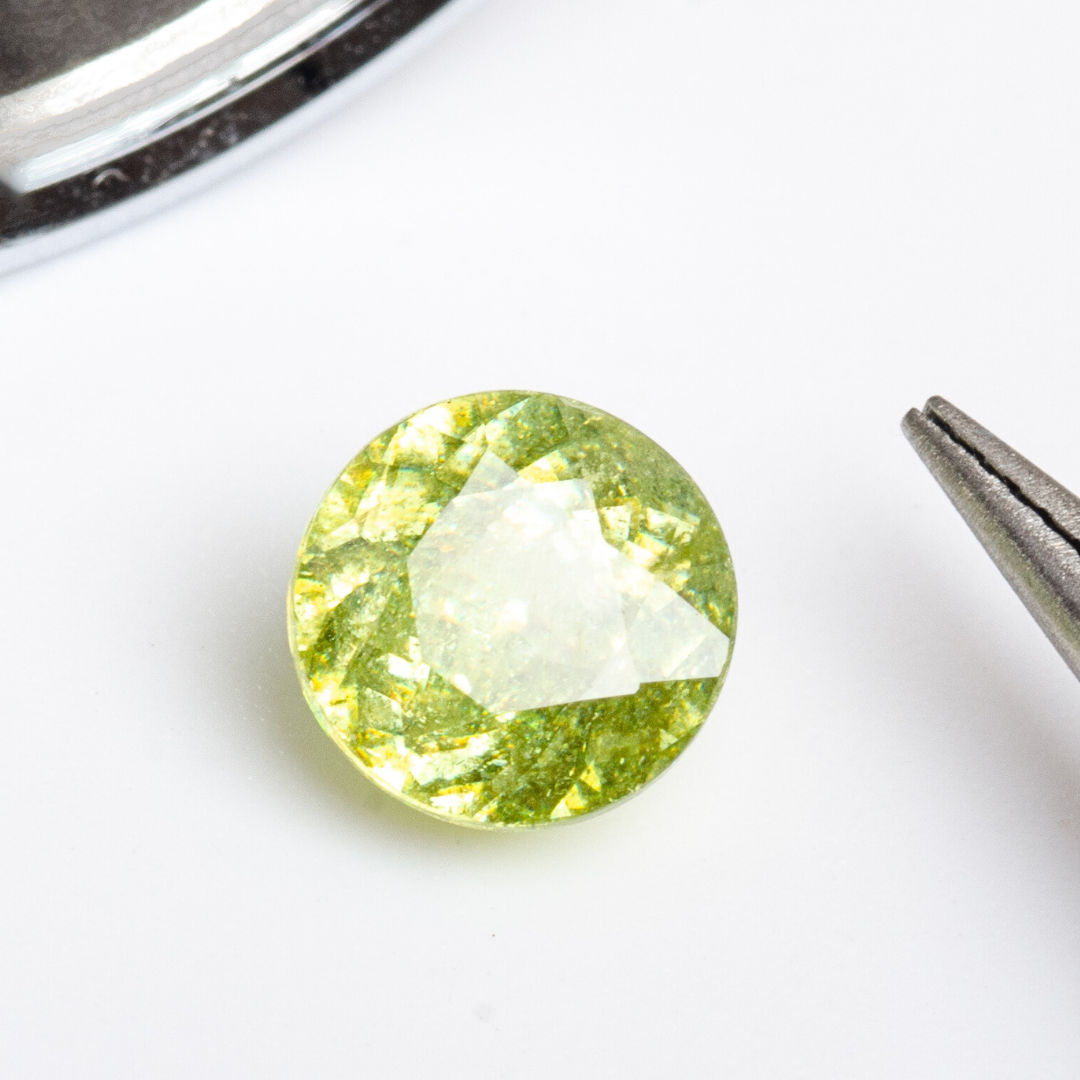 1.06 carats Natural Madagascar Sphene | Round – 6.0 × 6.0mm
