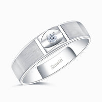 The Mandorla Diamond Ring
