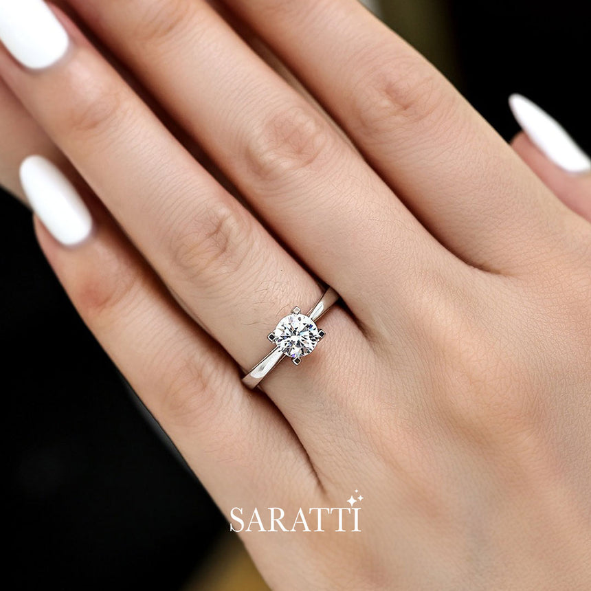 Diamond-Engagement-Ring-in-White-Gold-Four-Prongs---Saratti-Jewelry